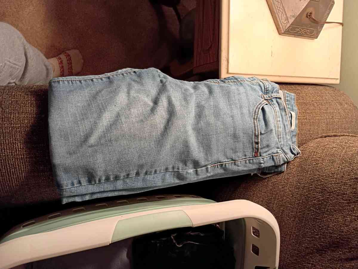 Womens Jeans - Columbia, Missouri - FleaMarketBay