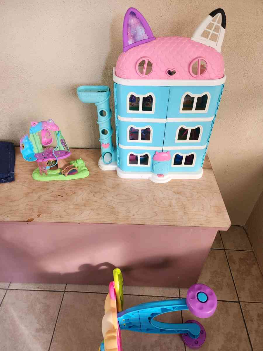 Fisher Price Walker - Deltona, Florida - FleaMarketBay