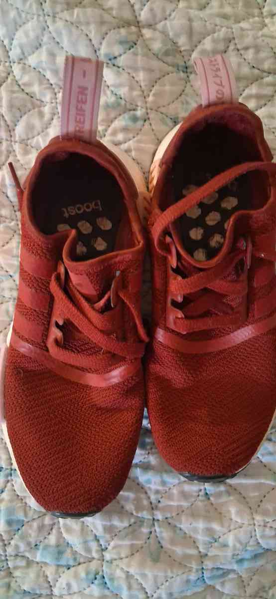 Adidas sneakers - Hudson, Florida