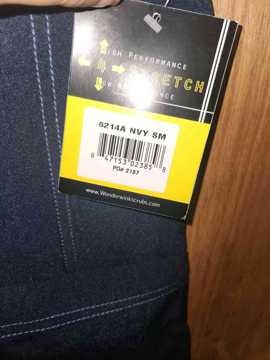 wonder winks scrubs - Grand Prairie, Texas - FleaMarketBay