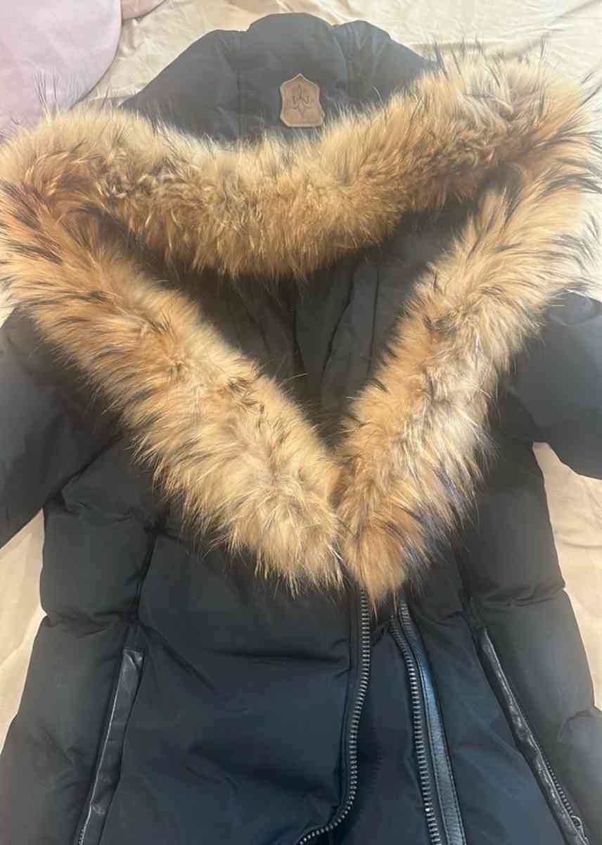 Mackage womens coat size S - Yonkers, New York