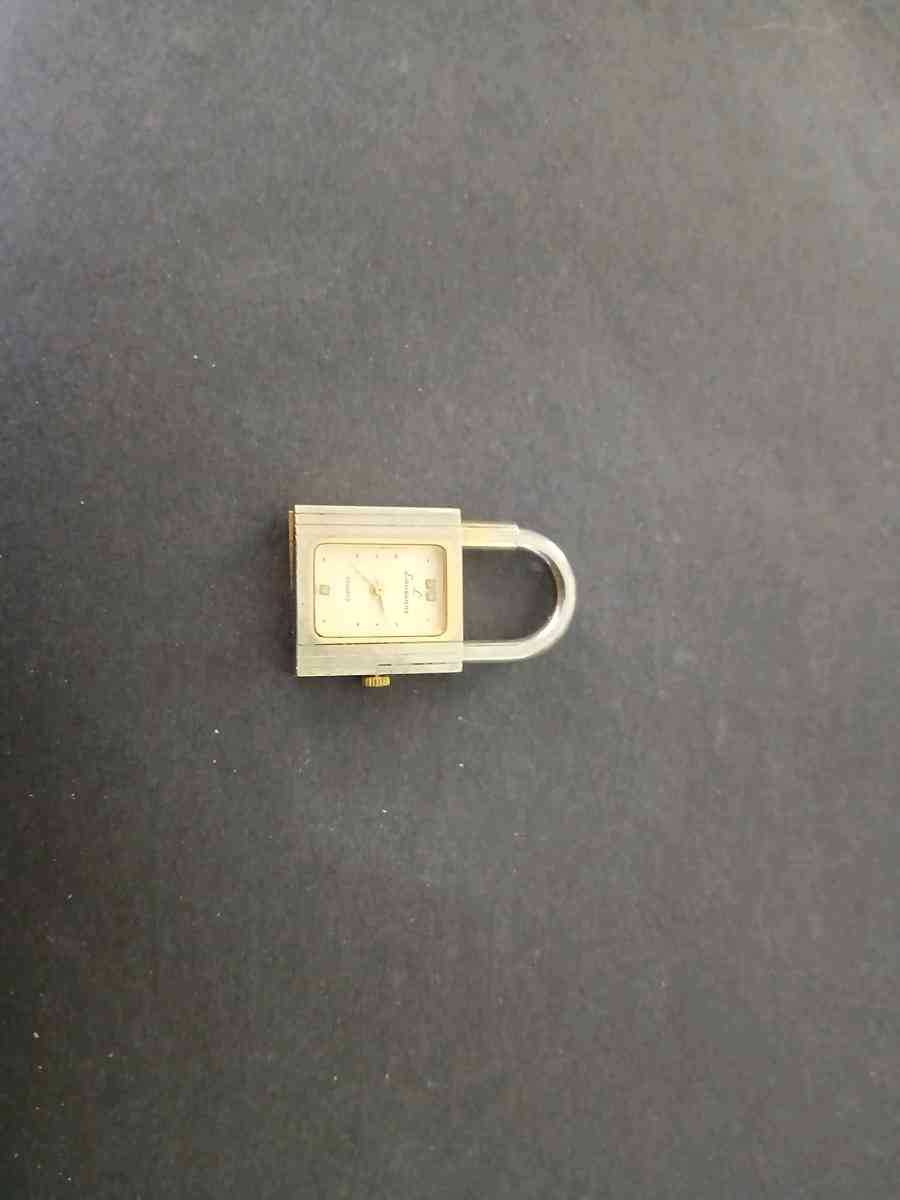 Pad Lock Watch - Banning, California