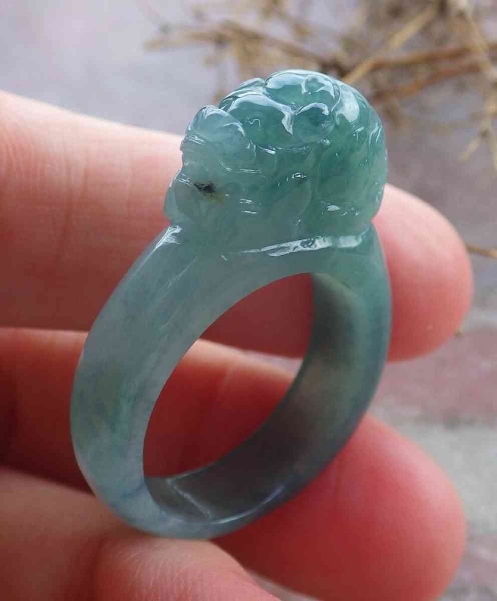 Certificate Jadeite jade  Burmese Dragon Ring size 9 - Pasadena, California - FleaMarketBay