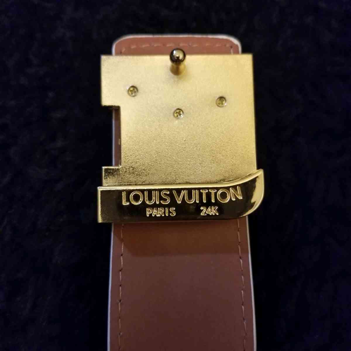 Designer Belt White - El Centro, California - FleaMarketBay