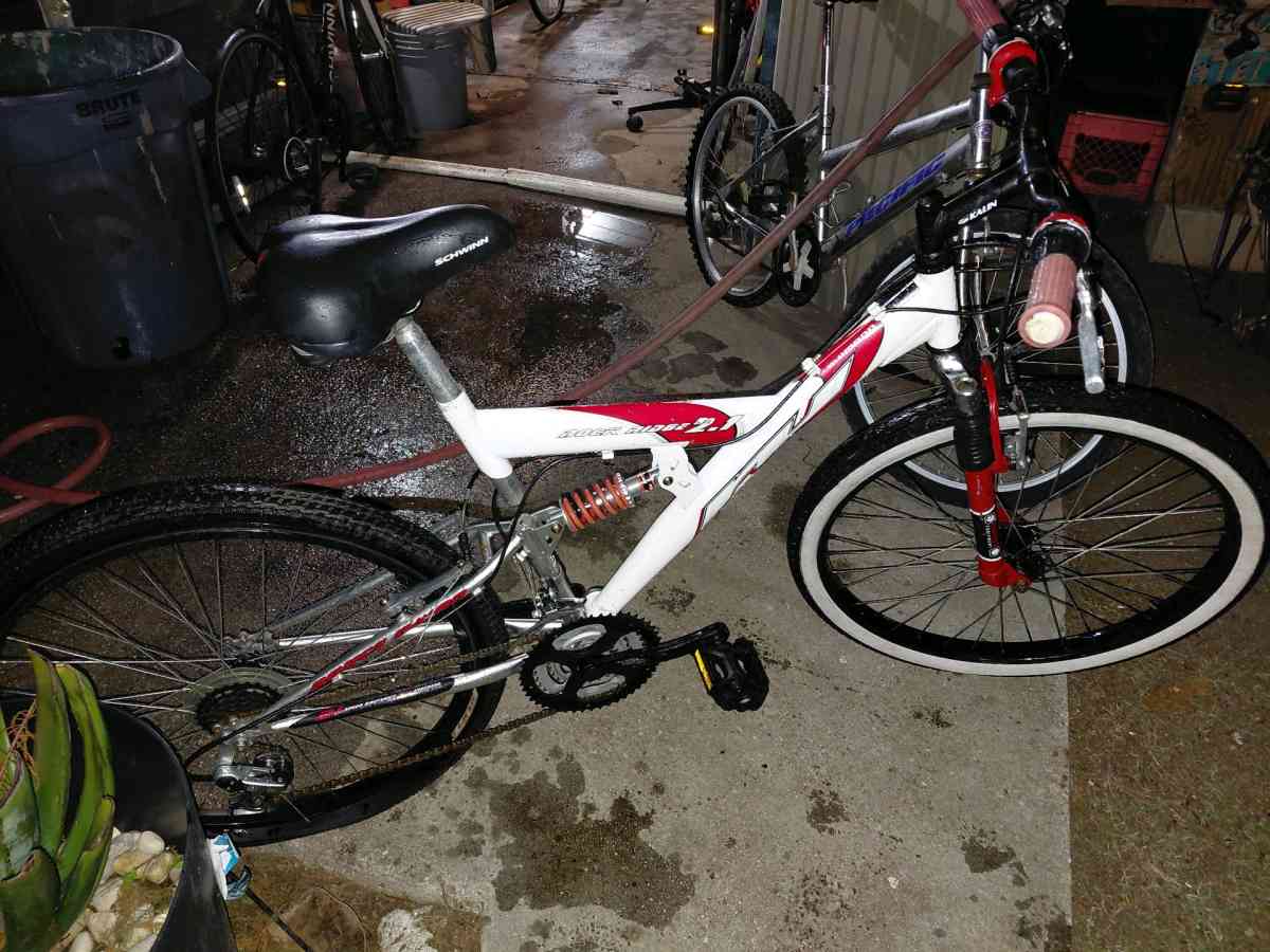 ROCK RIDGE SHIMANO BIKE