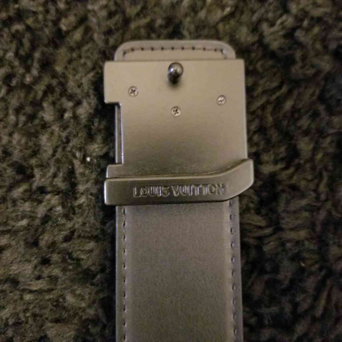 LV Designer Belt - Los Angeles, California - FleaMarketBay