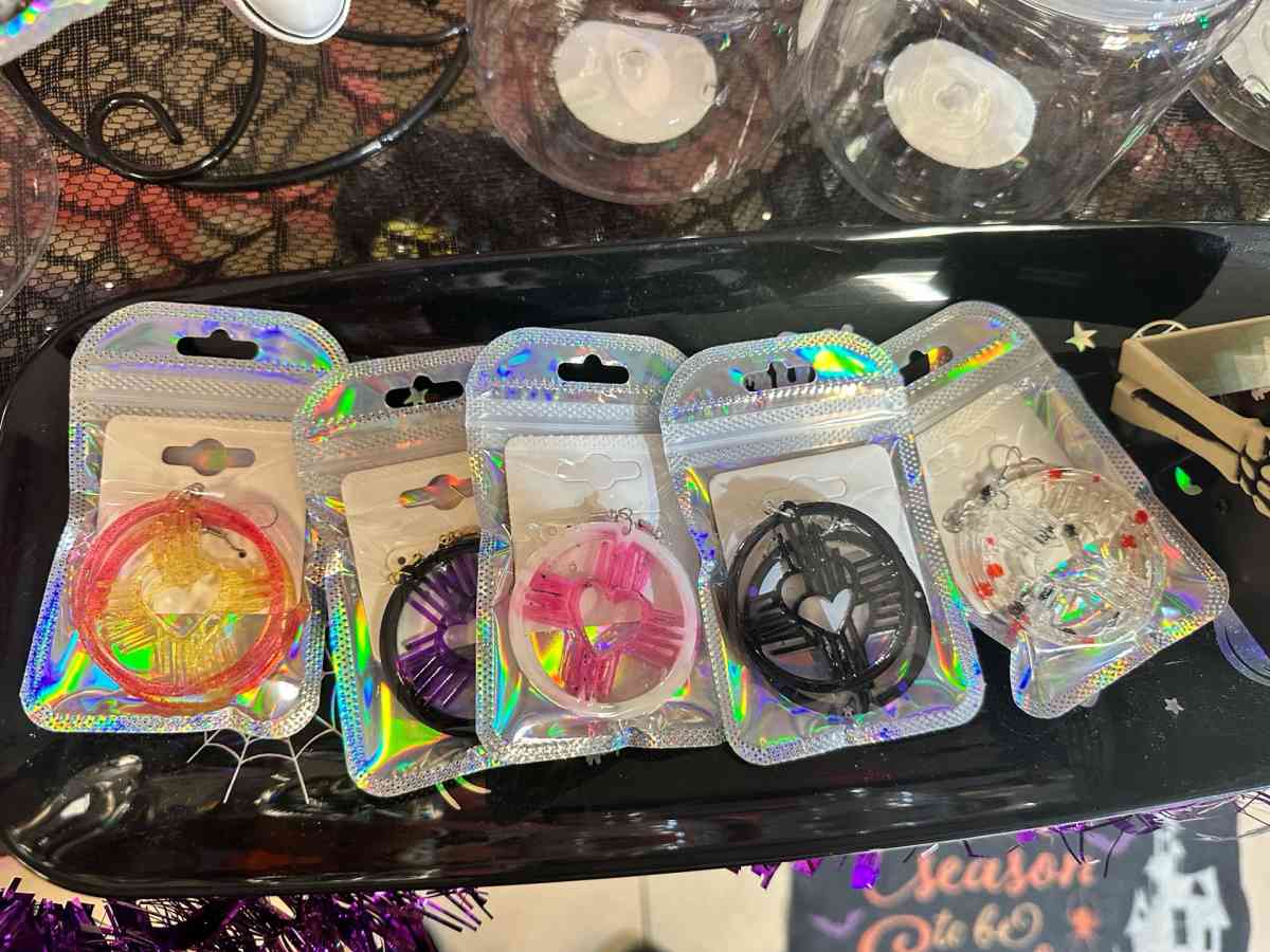 custom earrings - Albuquerque, New Mexico - FleaMarketBay