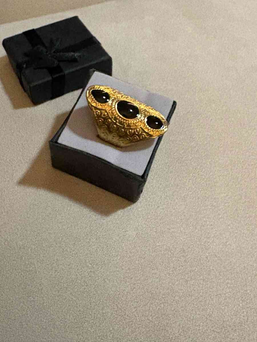 anillo oro laminado size 7 stainless steel - West New York, New Jersey - FleaMarketBay