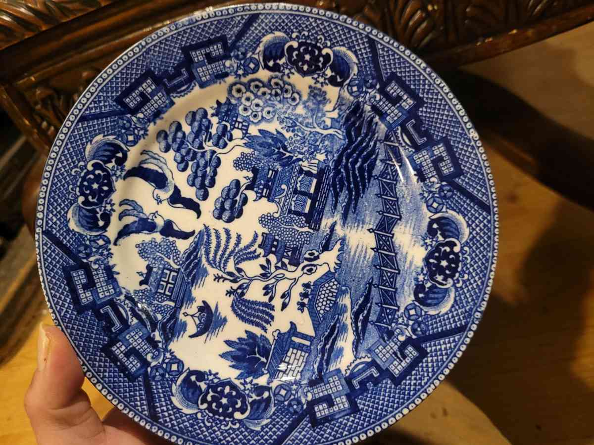 blue Willow China dinner plate - Jay, Oklahoma - FleaMarketBay