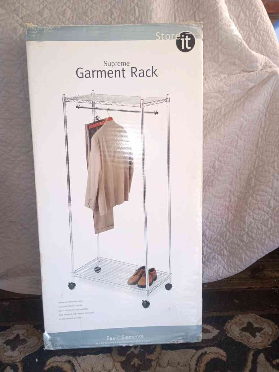 supreme garment rack - Apopka, Florida