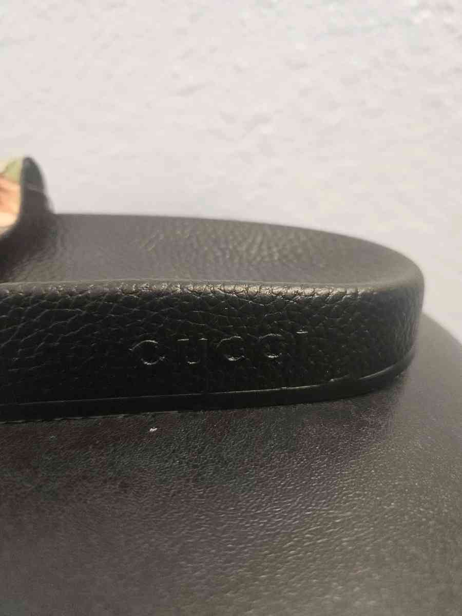 Amputee Super Rare Gucci Slide - Tulsa, Oklahoma - FleaMarketBay