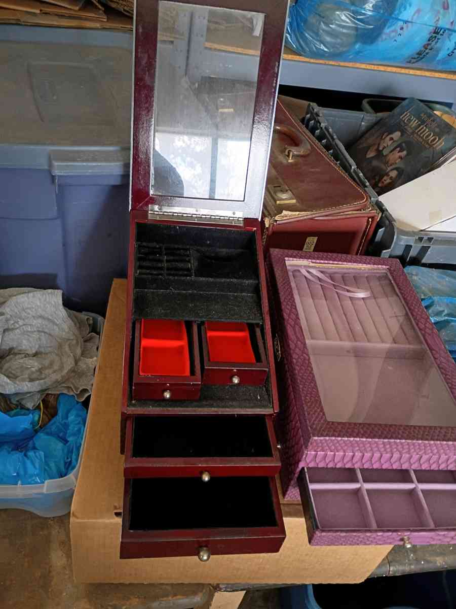 Old Antique Jewelry Boxes - Columbia, Missouri - FleaMarketBay