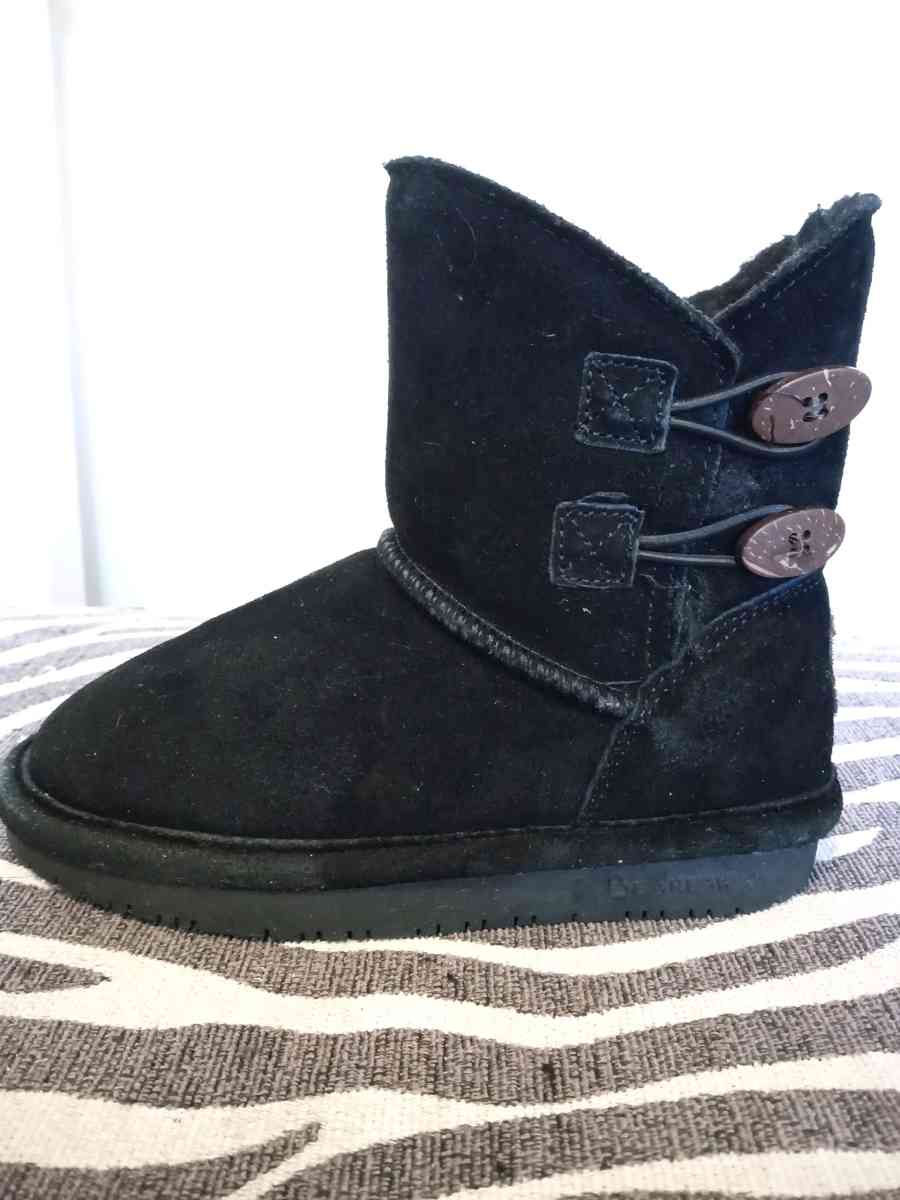 Bearpaw Kids Boots Size 10 Black  Great Condition - Portsmouth, Ohio - FleaMarketBay