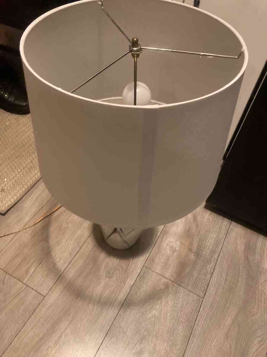 Abstract Design Table Lamp - Essington, Pennsylvania - FleaMarketBay