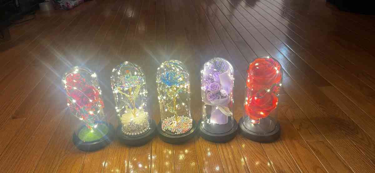 Flowers Roses Gifts for Mom - Camden, New Jersey - FleaMarketBay