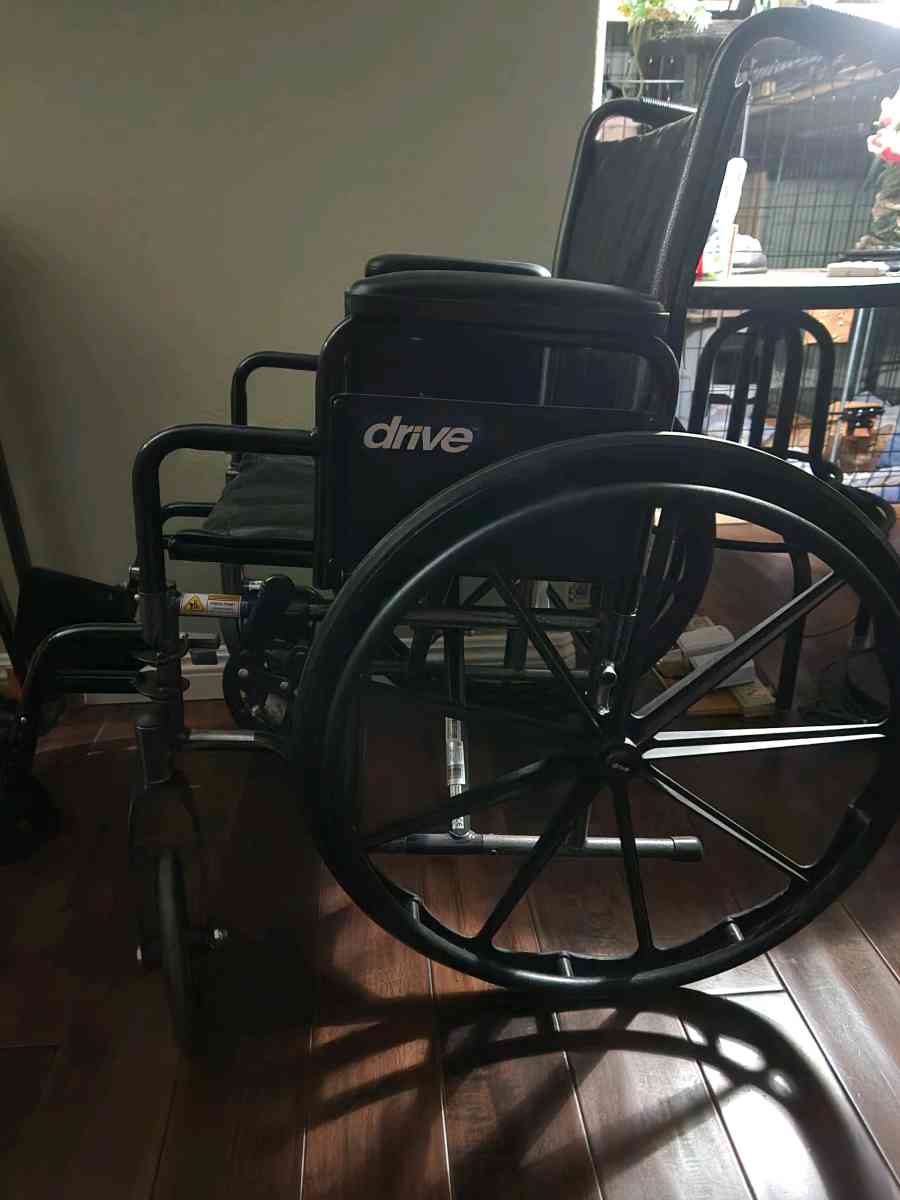 Wheel Chair - Palmdale, California - FleaMarketBay
