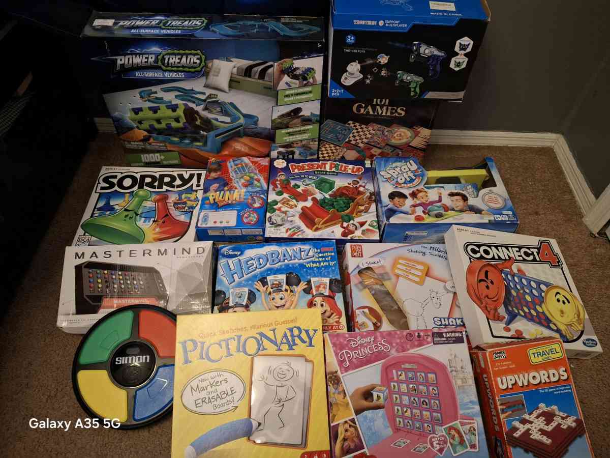 Garage Sale - Kissimmee, Florida - FleaMarketBay