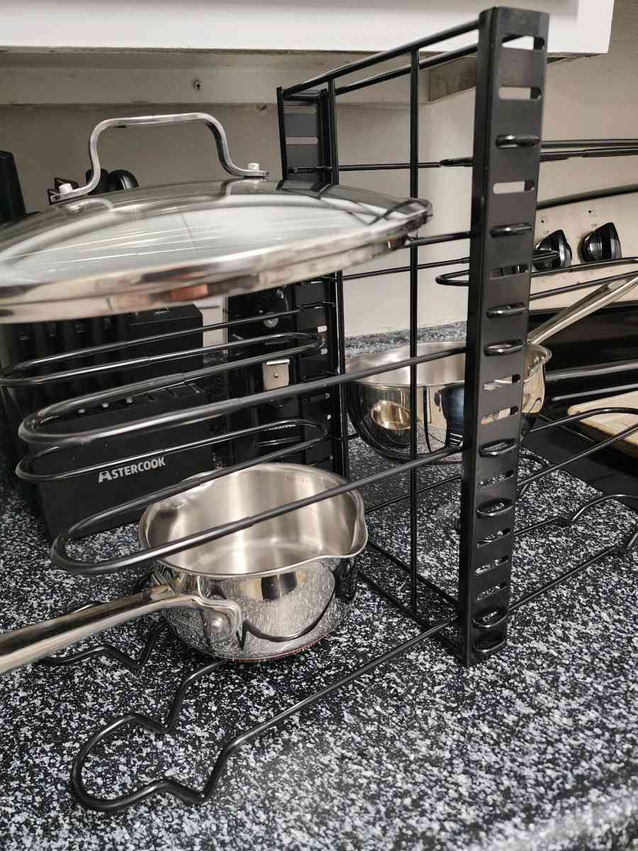 Adjustable pot and lid holder - Knoxville, Tennessee - FleaMarketBay