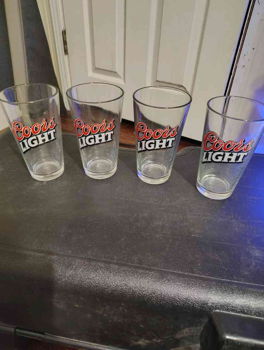 Set of 4 Coors Light Glasses - Nashville, Tennessee - FleaMarketBay