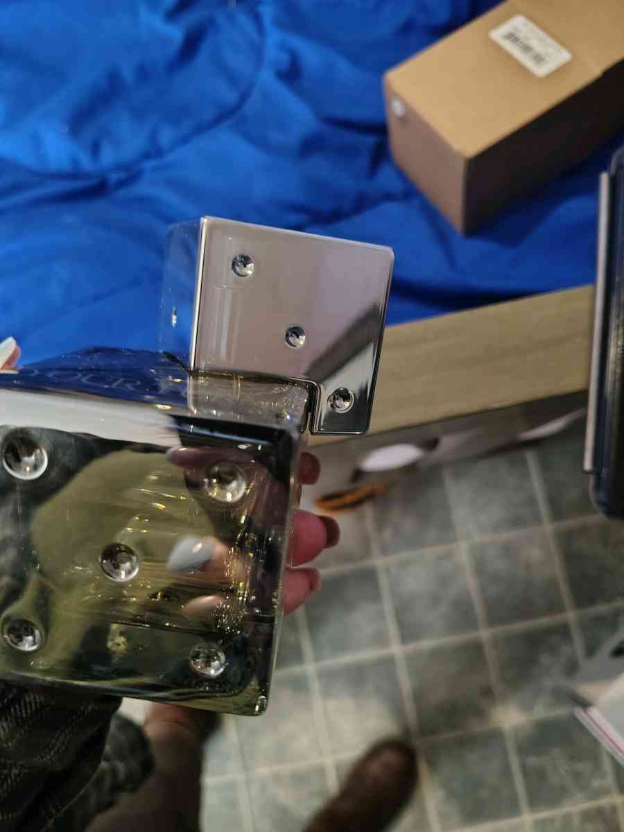 Perfume Billie Eilish Your Turn - Lake City, South Carolina - FleaMarketBay