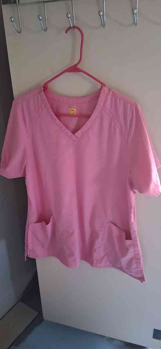 Scrub tops - Hudson, Florida