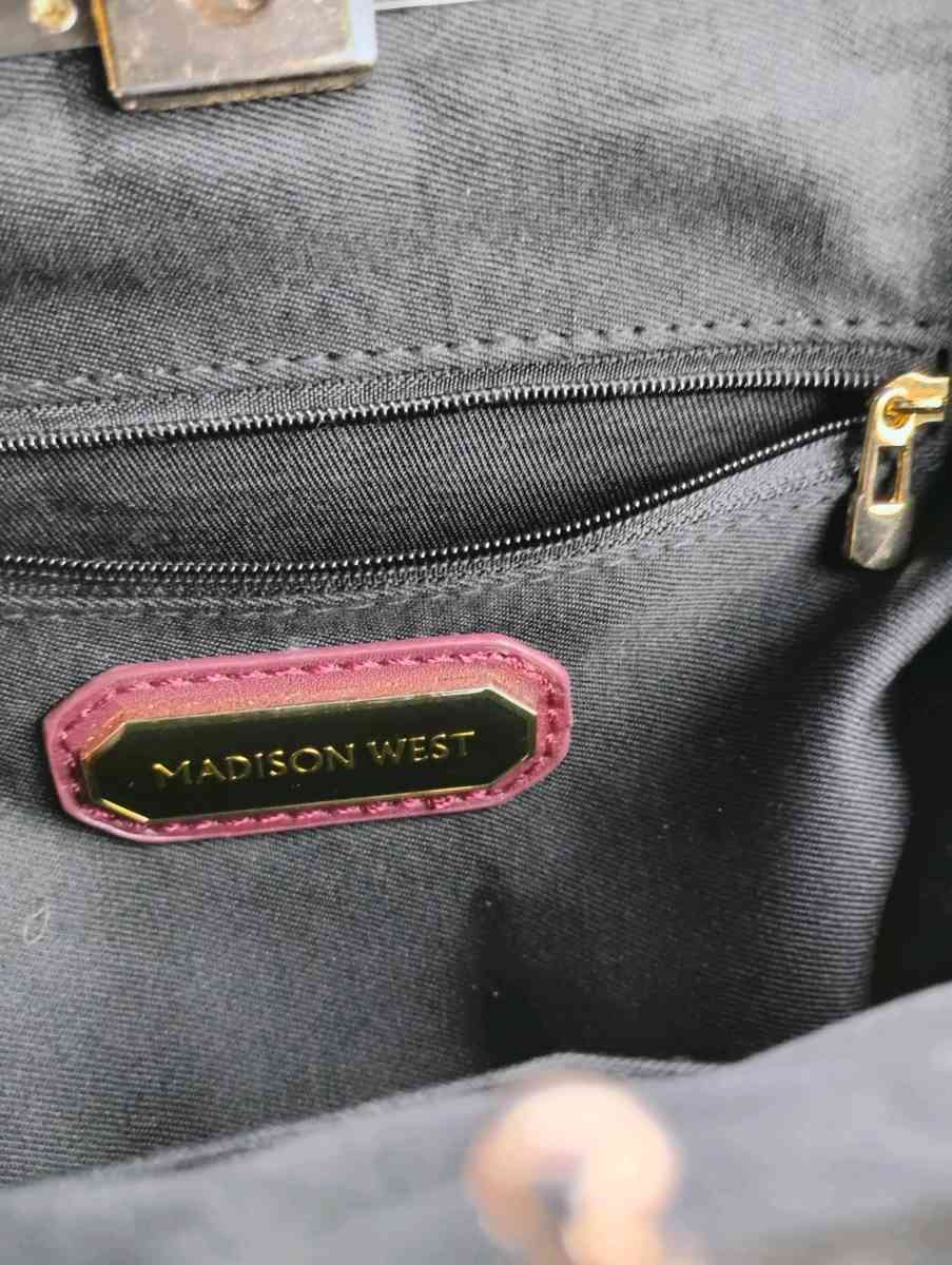 Purses - Columbia, Missouri - FleaMarketBay