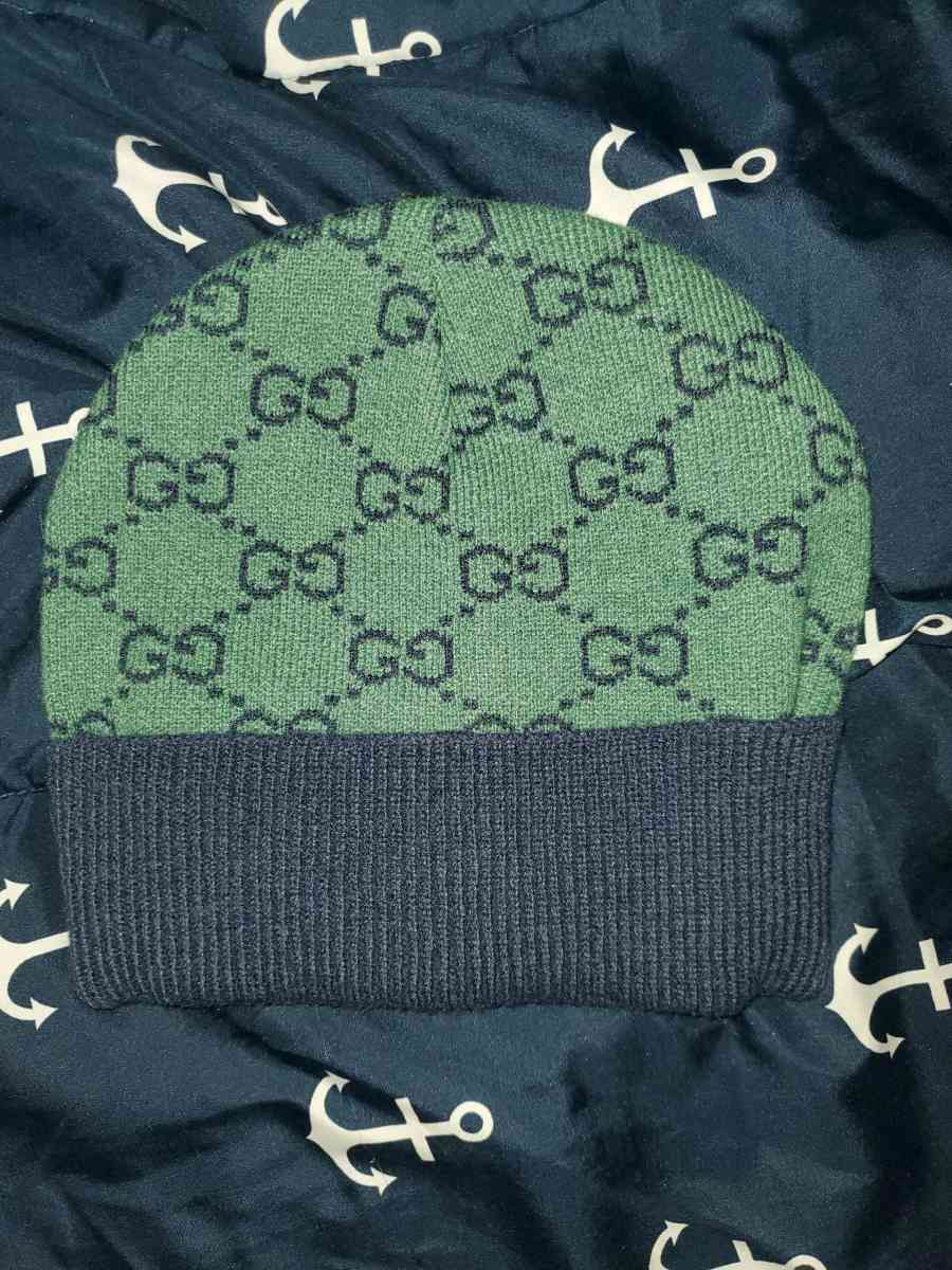 Gucci logo knit beanie - Chester, Virginia