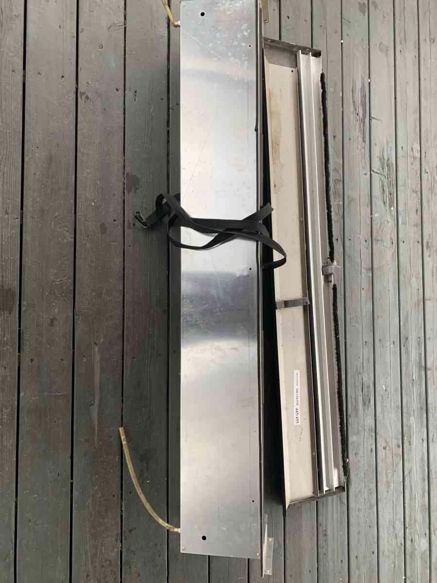 truck bed cover - West Babylon, New York - FleaMarketBay