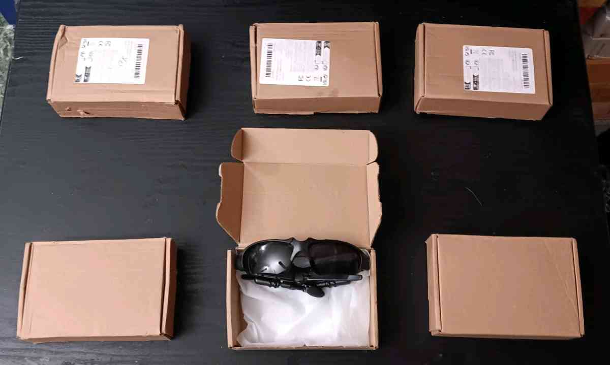 BT BIKER STYLE SMART SUNGLASSES - Bronx, New York - FleaMarketBay