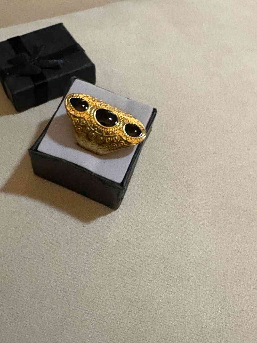 anillo oro laminado size 7 stainless steel - West New York, New Jersey - FleaMarketBay