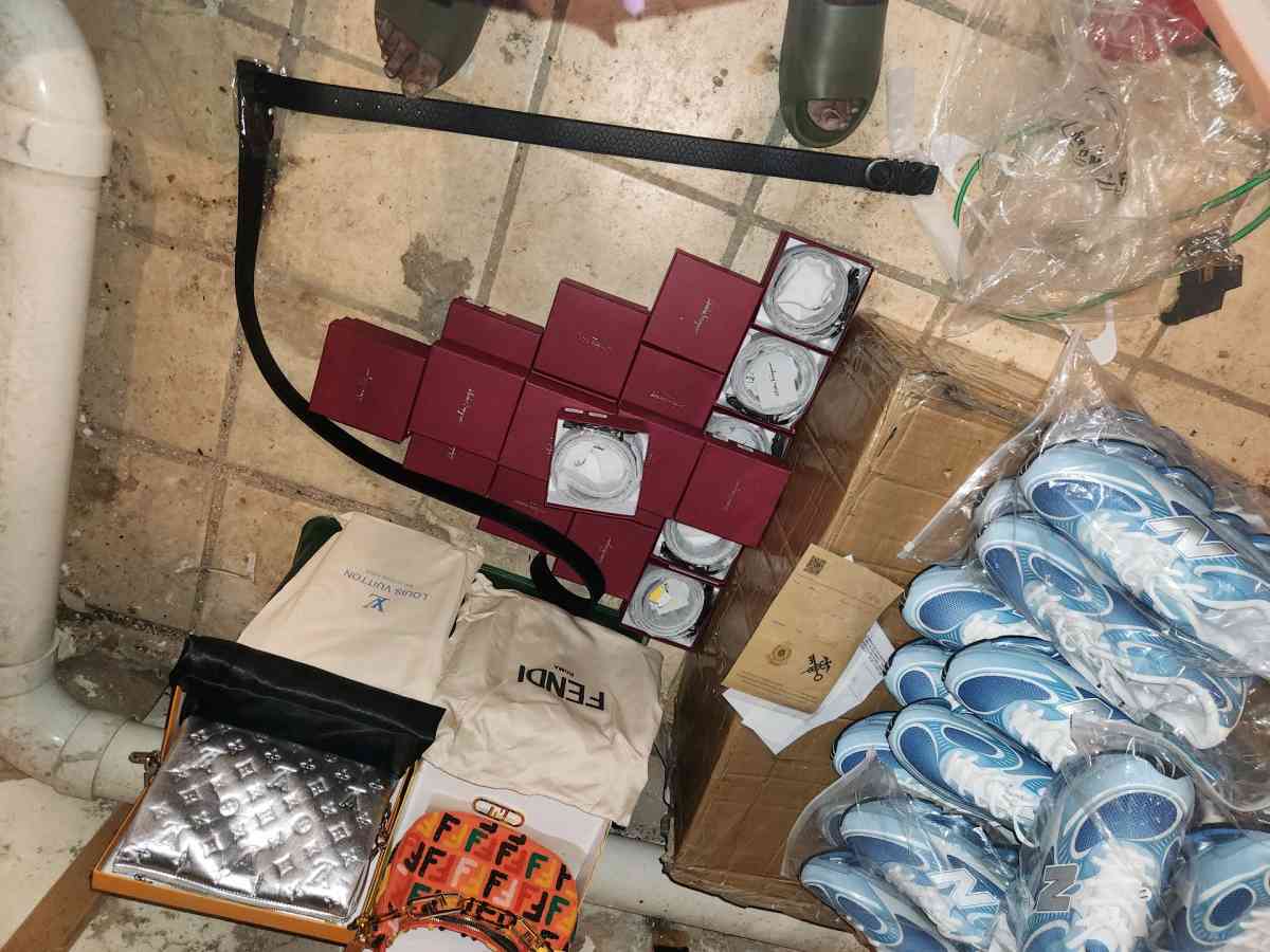 shoes wholesale philadelphia pa - Philadelphia, Pennsylvania - FleaMarketBay