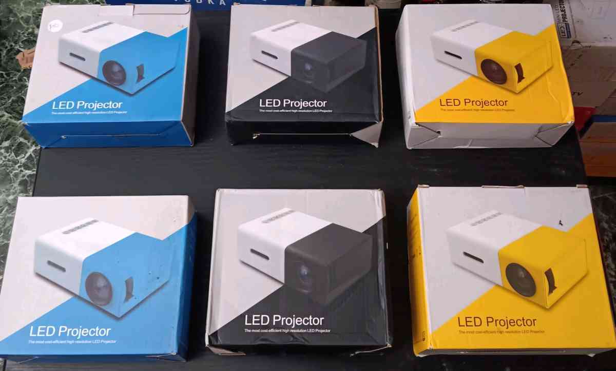 LED MINI PROJECTORS - Bronx, New York - FleaMarketBay