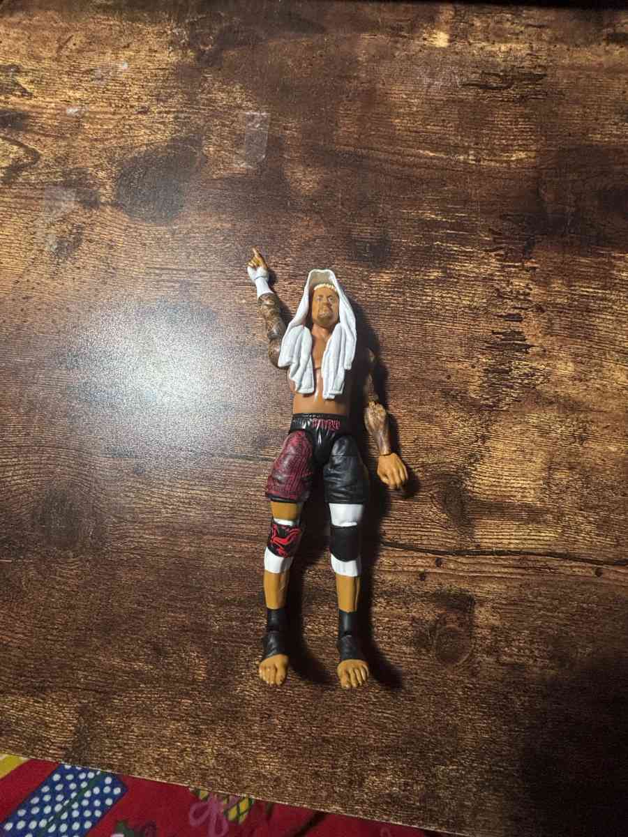 WWE figures - Alicia, Arkansas - FleaMarketBay