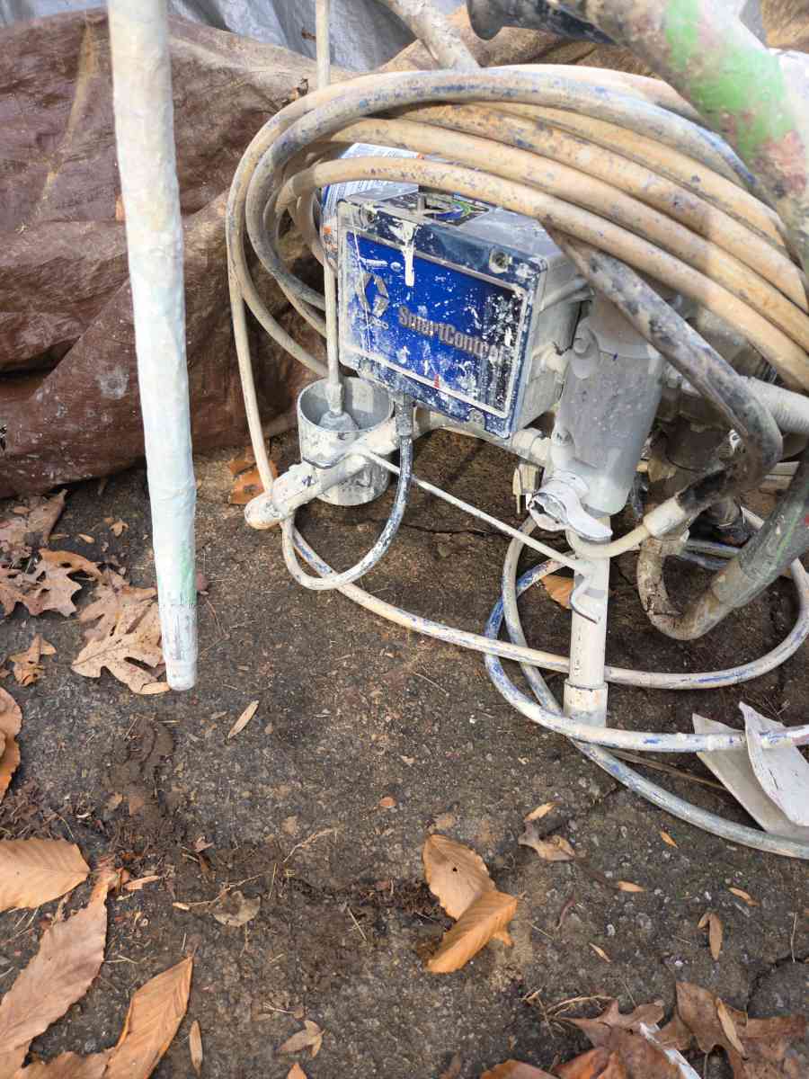 Graco nova 395pc paint sprayer - Winston Salem, North Carolina - FleaMarketBay