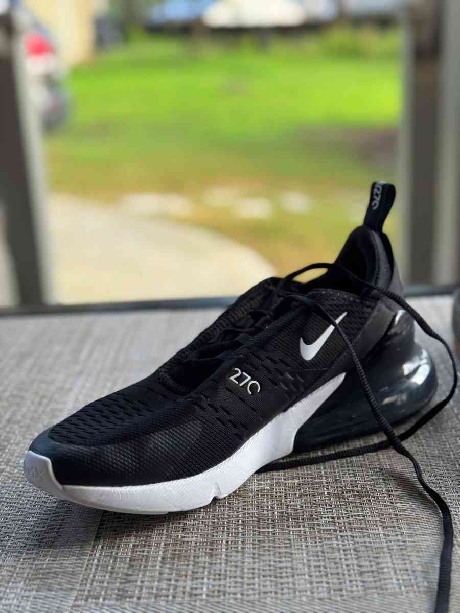 sneakers - Buford, Georgia