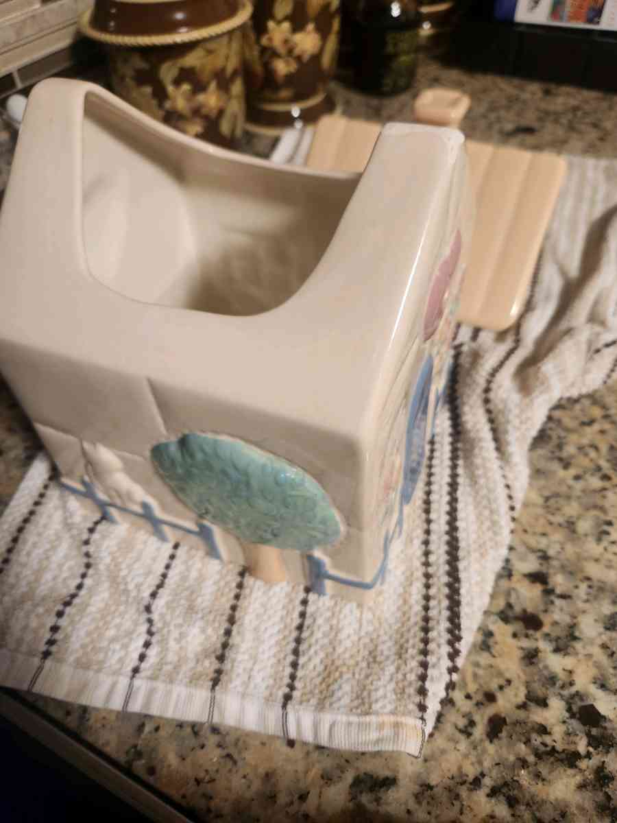 1987 Hallmark Cookie Jar - Deltona, Florida - FleaMarketBay