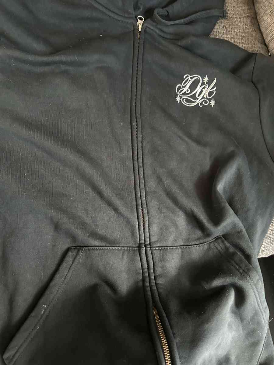 Dgk sweater - Bloomington, California - FleaMarketBay