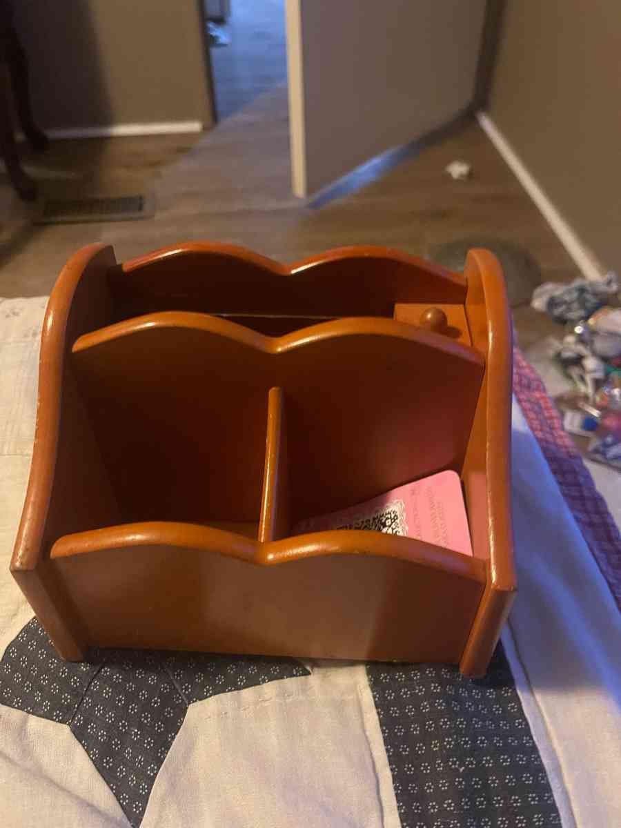 pen holder - Gatesville, Texas - FleaMarketBay