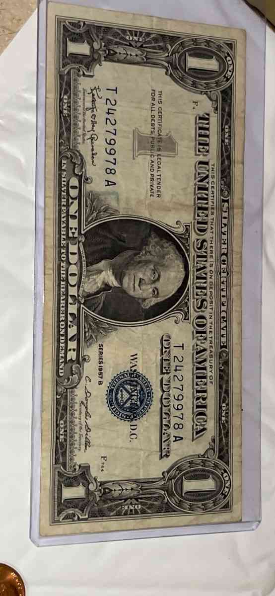 1957b silver note 1dollar bill - Holyoke, Massachusetts