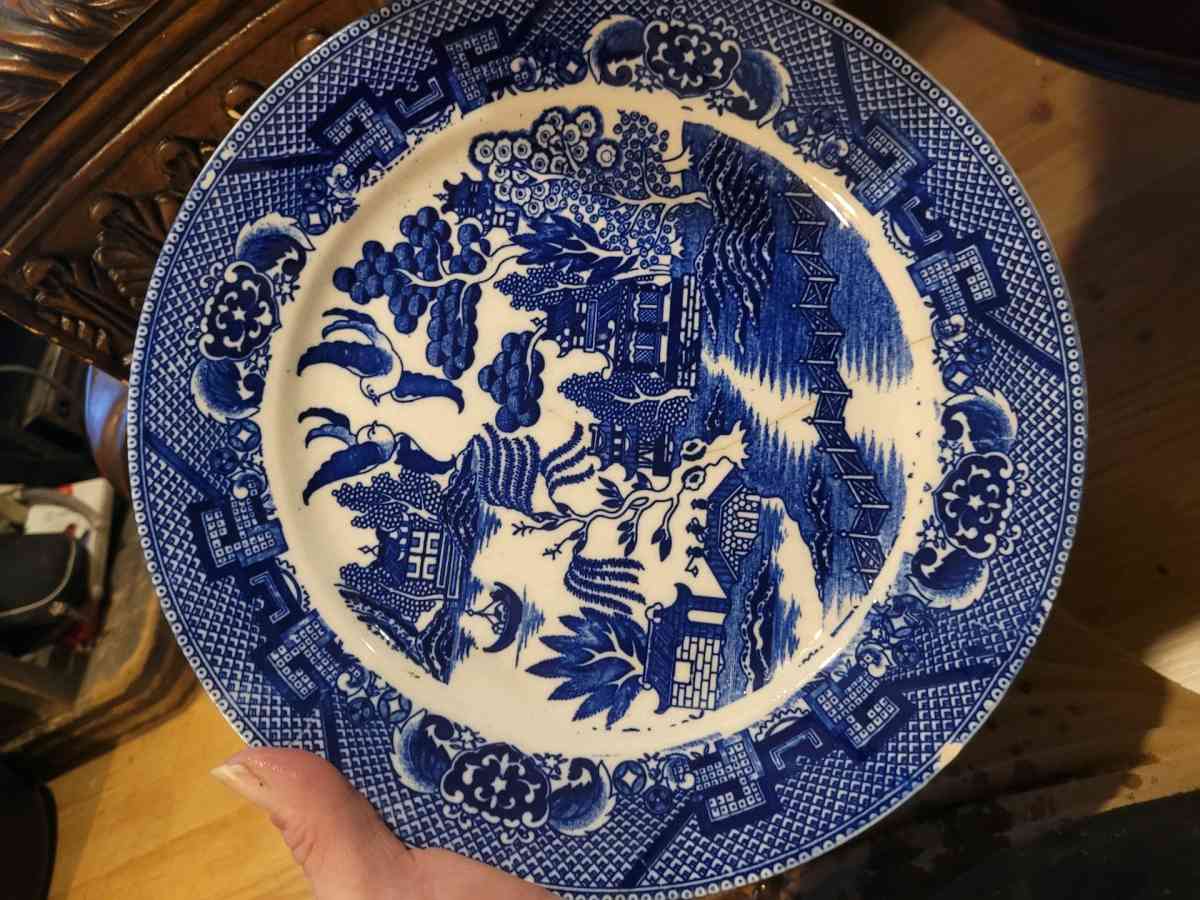 blue Willow China dinner plate - Jay, Oklahoma - FleaMarketBay