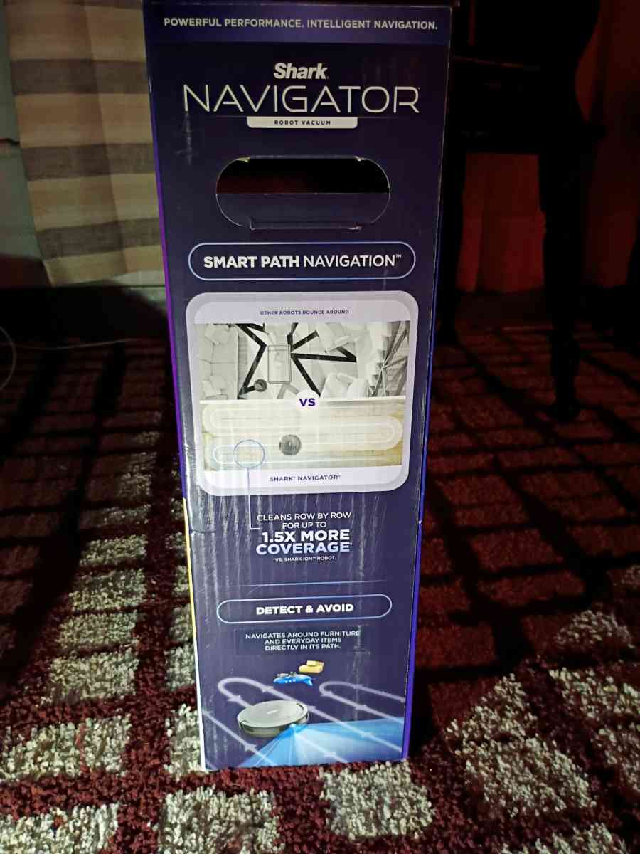Shark Navigator Robot Vacuum - Columbia, Tennessee - FleaMarketBay