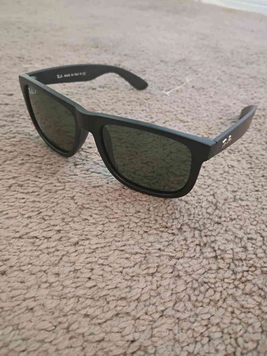 rayban justin - San Bernardino, California