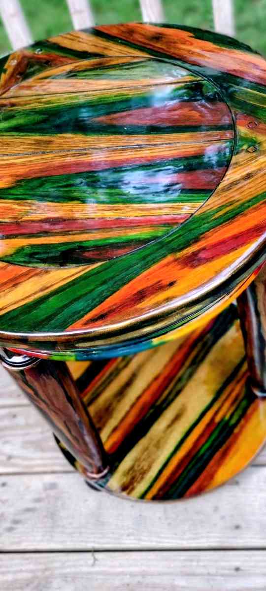 Hand Crafted End Table - Advent, West Virginia - FleaMarketBay