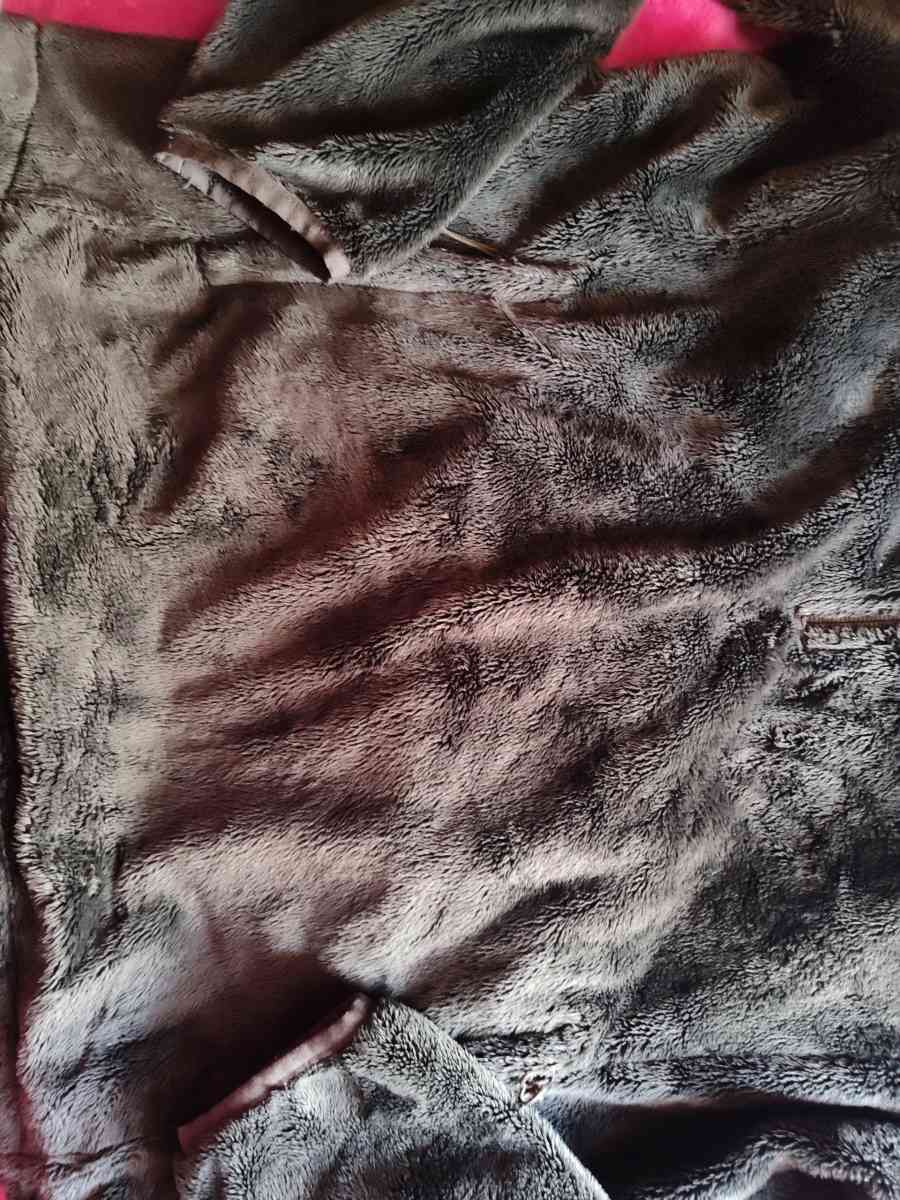 The North Face Women Osito Fuzzy Pullover - Mogadore, Ohio - FleaMarketBay