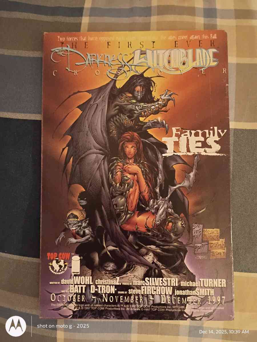Hitchblade Comic Book - Saint Landry, Louisiana - FleaMarketBay