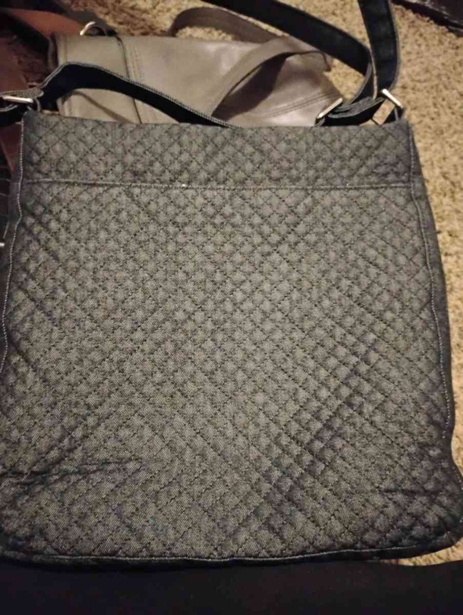 Vera Bradley Crossbody Bag - Moberly, Missouri - FleaMarketBay