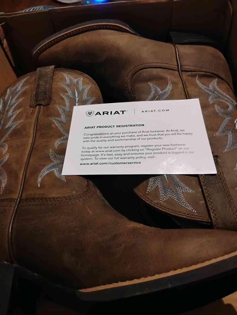 Ariat sport outfitter size 8 EE wide cowboy boots - Dayton, Ohio - FleaMarketBay