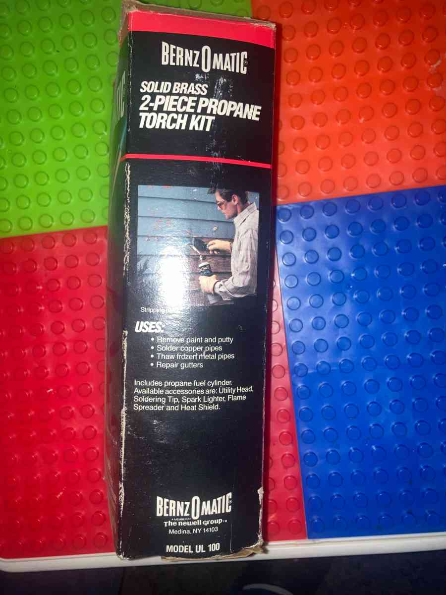 Bernzomatic UL100 Classic Brass Torch Kit - Essington, Pennsylvania - FleaMarketBay