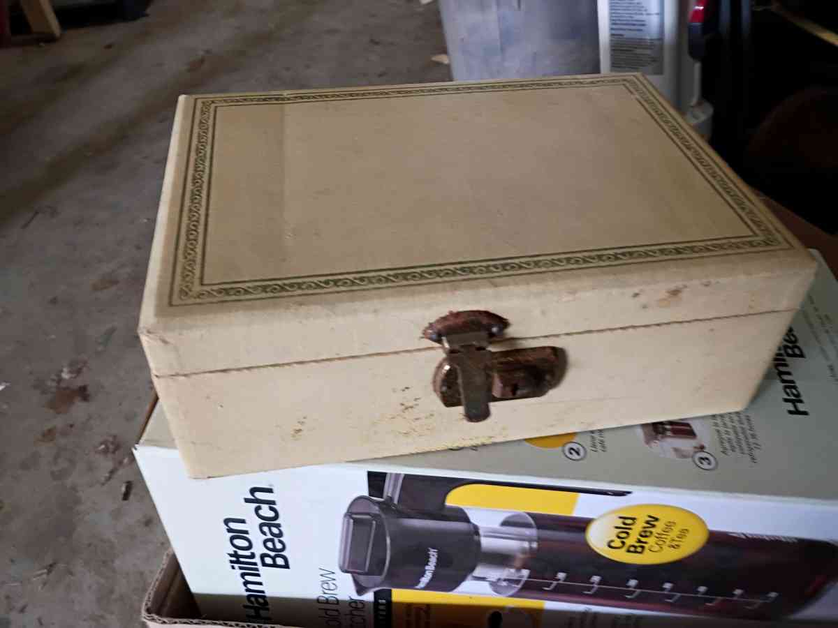 3 Old Antique Jewelry Boxes - Columbia, Missouri - FleaMarketBay