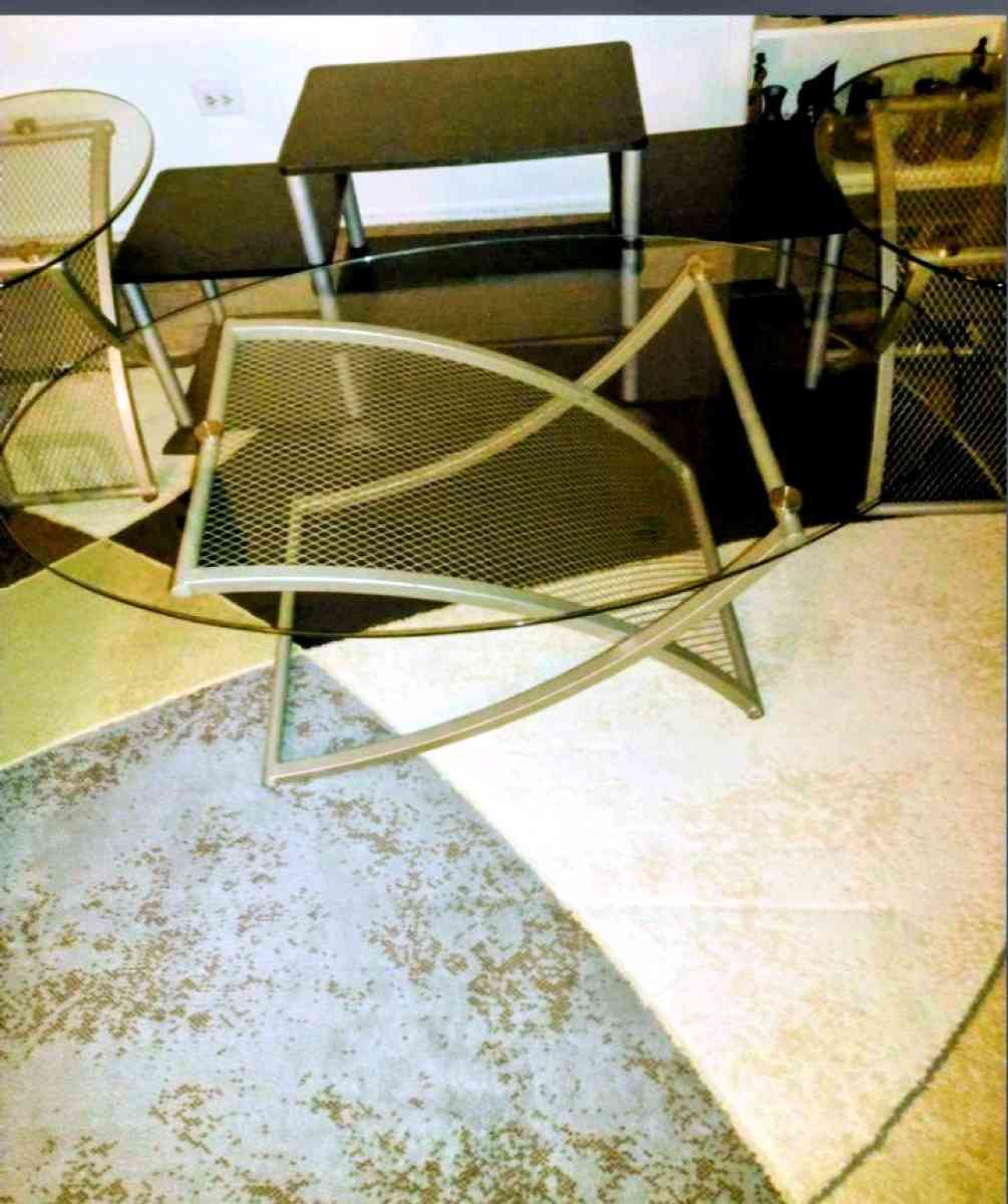 glass coffee table set TV stand included - Richton Park, Illinois - FleaMarketBay